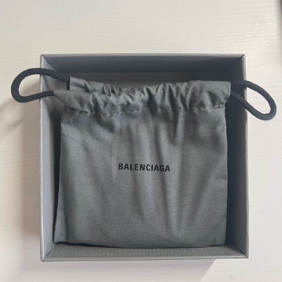 Beautiful Like New Balenciaga Wallet! - Picture 7 of 12